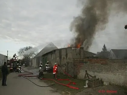 Brand eines Wirtschaftsgebäudes 3