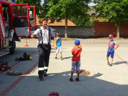 Kindergarten zu Besuch bei der Feuerwehr 8